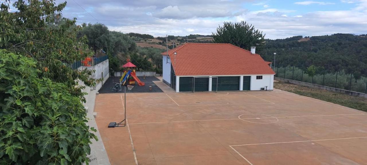 Casa Da Memoria Vila Milhão Exterior foto